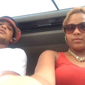 Meet your Posher, Holley