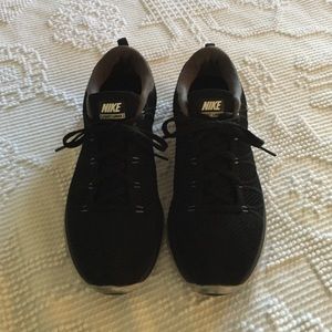 Nike Flyknit Lunar 2