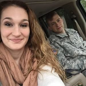 Meet your Posher, Elizabeth