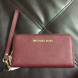 💯 authentic MK wallet