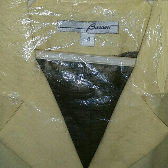 Barami Jacket, - Picture 2 of 3