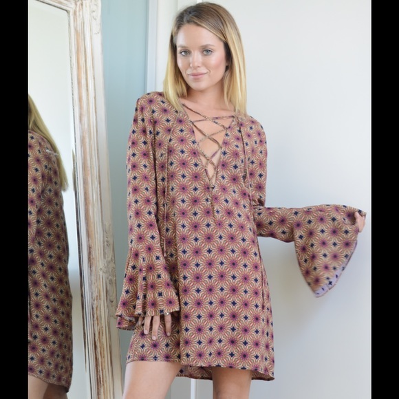 NEW patterned dress w/ deep V lace up & bellsleeve
