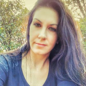 Meet your Posher, Nikki