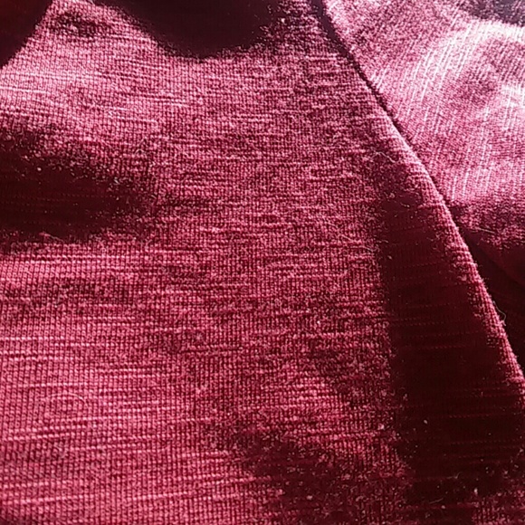 Deep Red/maroon meshy long sleeve - Picture 2 of 2