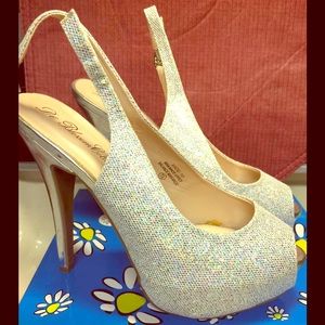 Ladies dress shoes, prom shoes size 7 1/2