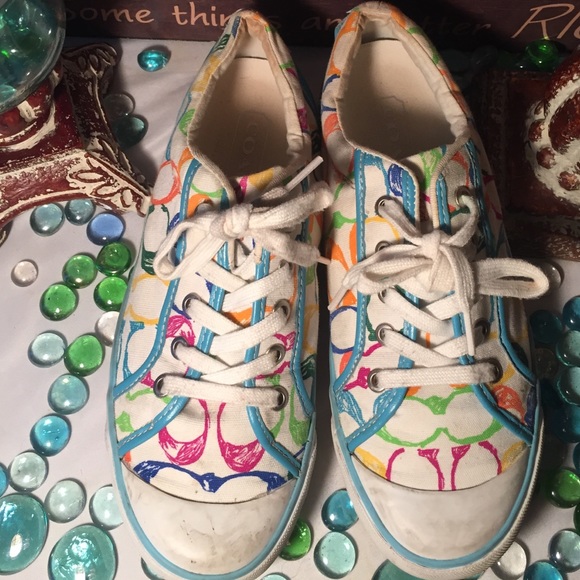 💥SOLD💥Coach Sneakers - Picture 3 of 4