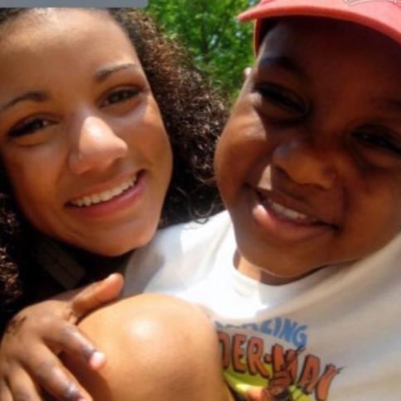 Meet your Posher, Allicia - Picture 1 of 1