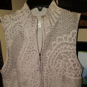 Sleeveless Vest...🎉🎉🎉HOT PICK🎉🎉🎉