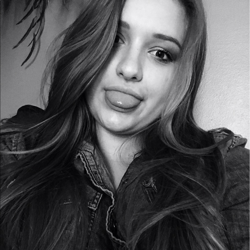 Meet your Posher, Haley