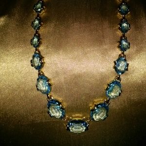 Beautiful Gloria Vanderbilt Necklace