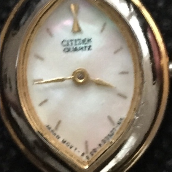 ANTIQUE CLASSIC "CITIZENS" QUARTZ WATCH - Picture 4 of 4