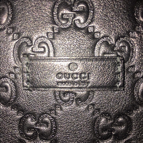 $600 on Ⓜ️ Great condition Gucci Bag 💯Authentic - Picture 3 of 4