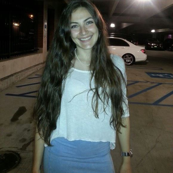 Meet your Posher, Gizem