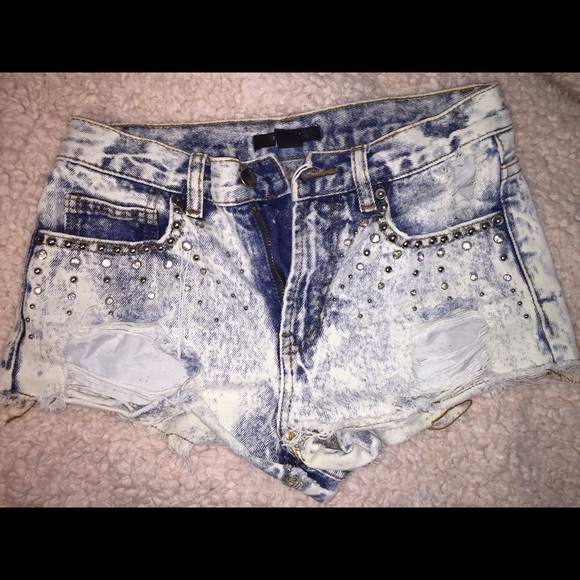 high waisted denim shorts