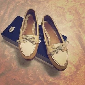 Sperry top-spider shoes