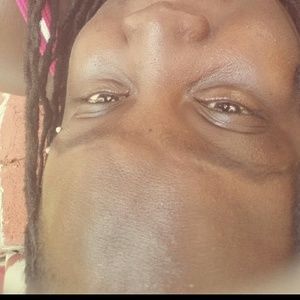 Meet your Posher, Kay