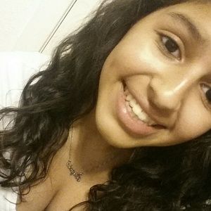 Meet your Posher, Angie