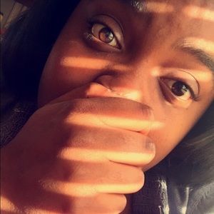 Meet your Posher, Amber