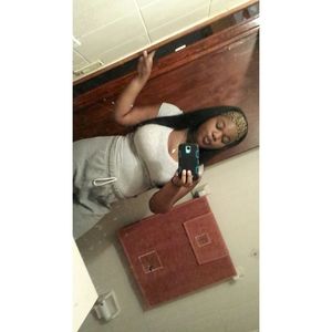 Meet your Posher, Jessica