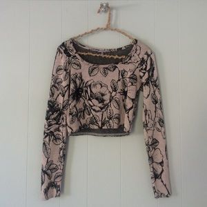 Long sleeve floral crop top