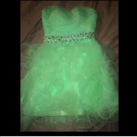 Line green homecoming dress