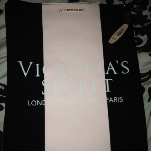 Victoria Secret Tote! 💖