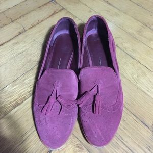 Tasseled loafers