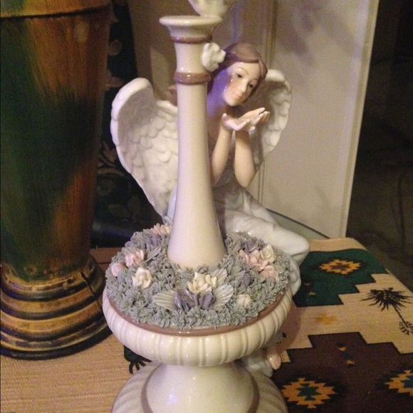 Jewelry/necklace holder