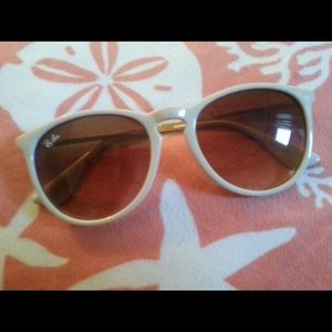 Women's Ray Ban sunglasses