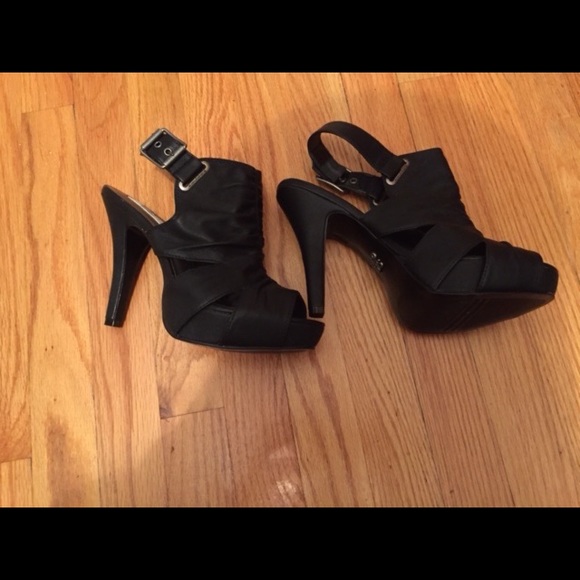 Simply Vera Slingback Open Toe Booties