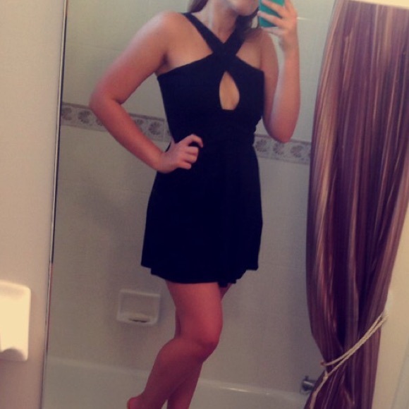 Brand new homecoming dress. Never worn.