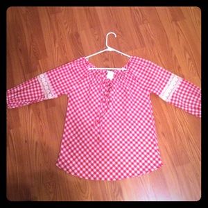 Boutique top size small