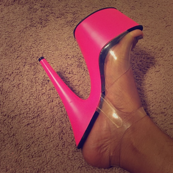 Stripper shoes
