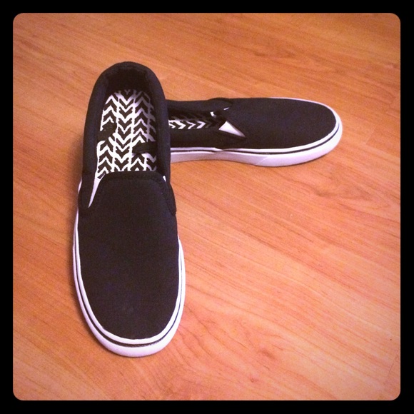 Black canvas shoes