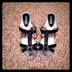 guess sandal wedges
