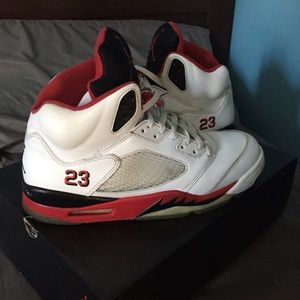 Air Jordan retro 5