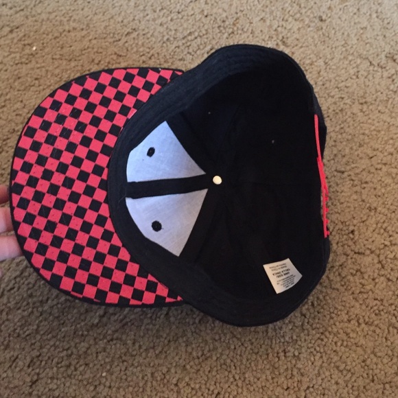 SnapBack Gamer Hat - Picture 2 of 4