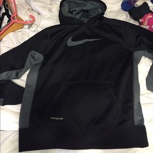 Nike Therma-Fit Hoodie
