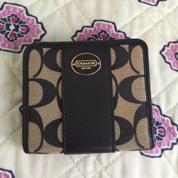 Coach Wallet! ❤️