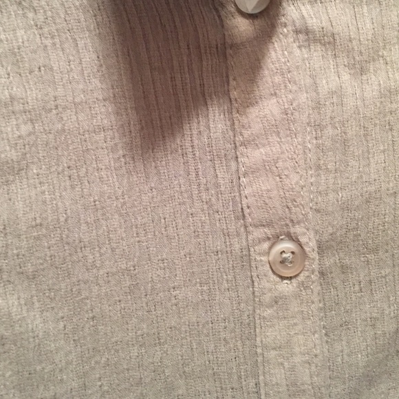 NWT Urban Outfitters gray button up blouse - Picture 2 of 3