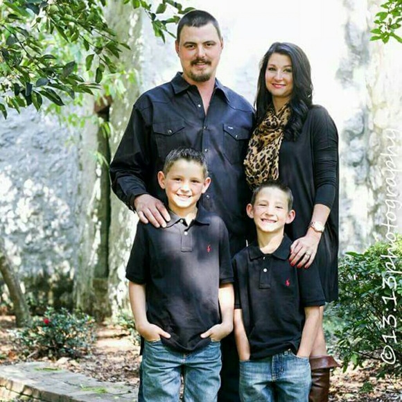 Meet your Posher, Nikki - Picture 1 of 1