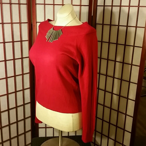 Sweater - Picture 2 of 2