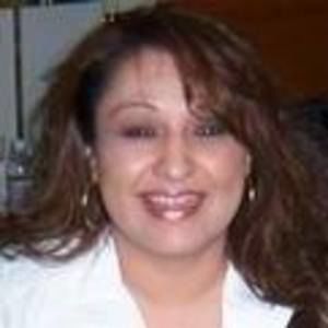 Meet your Posher, Raquel