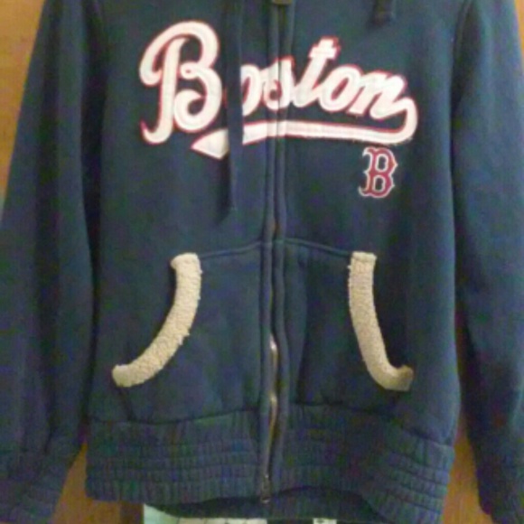 Boston Red Sox Hoodie - Picture 2 of 4
