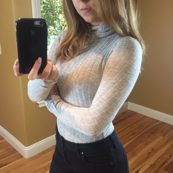 •SOLD• Grey knit bodysuit