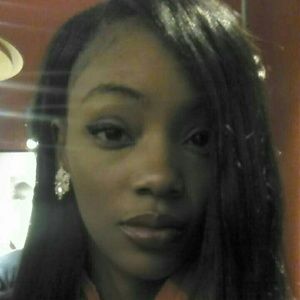 Meet your Posher, Sharell