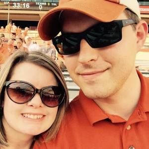 Meet your Posher, Abbey