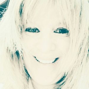 Meet your Posher, Sheila