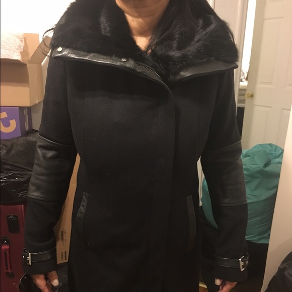 Andrew Marc Leather&Rabbit Fur Collar Coat Size 8 - Picture 4 of 4