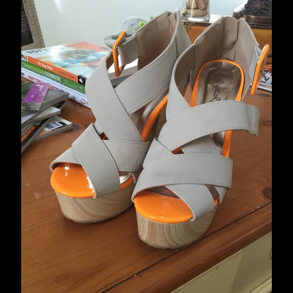 Qupid wedges